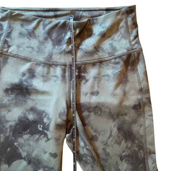 Athleta XS Tie-Dye Cropped Leggings Green Gray Mid Rise 743N - Picture 3 of 9